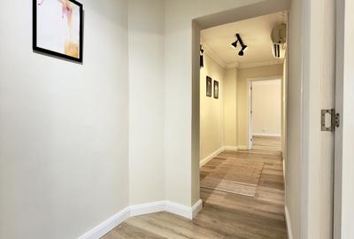 Apartament cu 2 camere decomandat, mobilat în P-ța Victoriei - 12