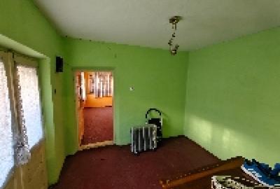 Casă cu 5 camere cu Teren 337 Mp în Central