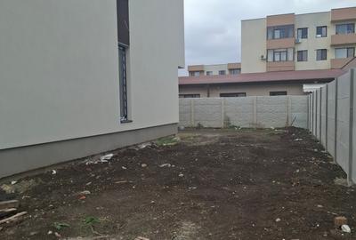 Duplex cu 4 camere cu Canalizare în Prelungirea Ghencea - 7