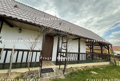 Casă cu 3 camere cu Teren 400 Mp în Fârdea
