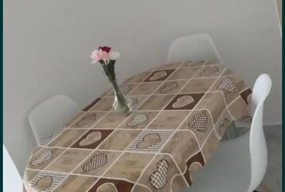 Apartament cu 2 camere decomandat în Republicii - 2