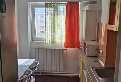 Garsonieră decomandată în Traian