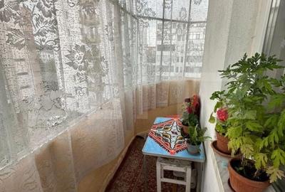 Apartament cu 3 camere decomandat în Craiovița Nouă - 11