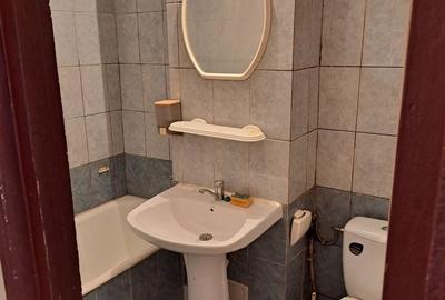 Garsonieră decomandată în Central