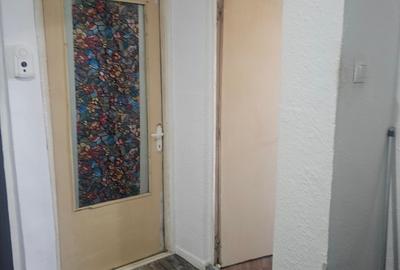 Apartament cu 3 camere decomandat în Tomești - 14
