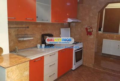 Apartament cu 2 camere decomandat în Berceni