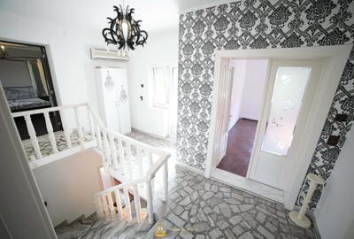 Casă cu 4 camere în Central