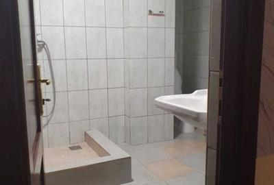 Spațiu comercial, de 80 mp, în Central - 2