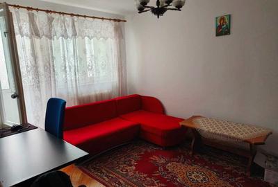 Apartament cu 2 camere decomandat în Decebal