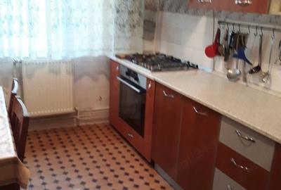 Apartament cu 2 camere decomandat în Central - 3
