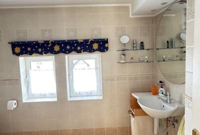 Casă individuală cu 7 camere cu Canalizare în Exterior Est - 24