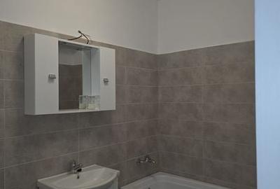 Casă cu 2 camere cu Teren 60 Mp în Central