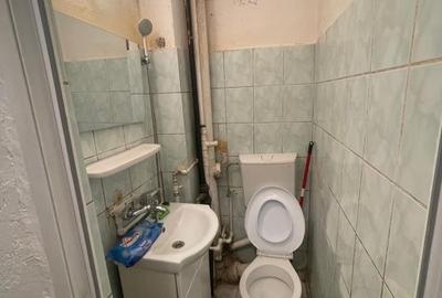 Apartament cu 2 camere semidecomandat, mobilat în Valea Rosie