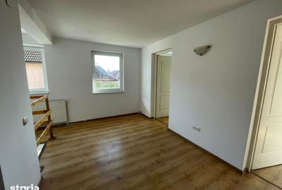 Casă cu 4 camere cu Teren 130 Mp în Terezian - 1