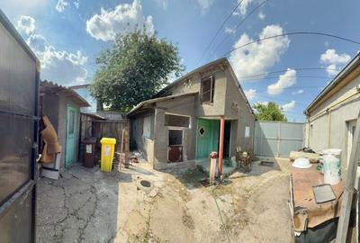 Casă cu 4 camere în Chercea