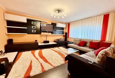 Apartament cu 3 camere decomandat, mobilat în Ovidiu