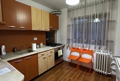 Apartament cu 2 camere decomandat, mobilat în Tineretului