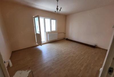 Garsonieră decomandată în Lipovei - 1