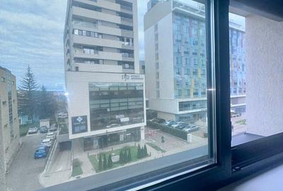 Apartament cu 2 camere decomandat în Ultracentral