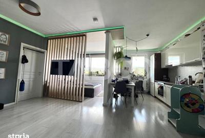 Apartament cu 2 camere semidecomandat în Sopor