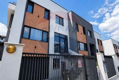 Casă cu 4 camere cu Teren 180 Mp în Borhanci