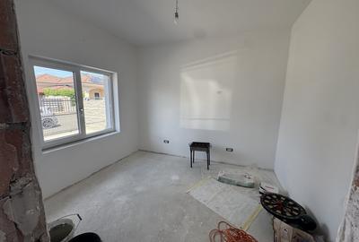 Duplex cu 5 camere cu Canalizare în Giroc - 2
