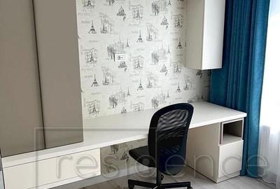 Apartament cu 2 camere decomandat în Zorilor