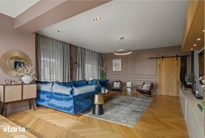 Apartament cu 5 camere în Pipera