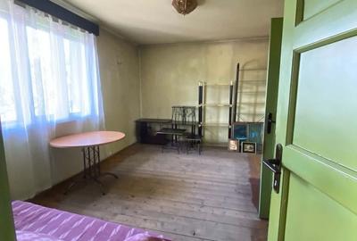 Casă cu 2 camere cu Teren 300 Mp în Petros - 5