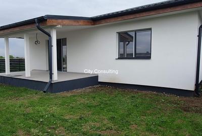 Casă cu 4 camere cu Teren 400 Mp în Crevedia - 3