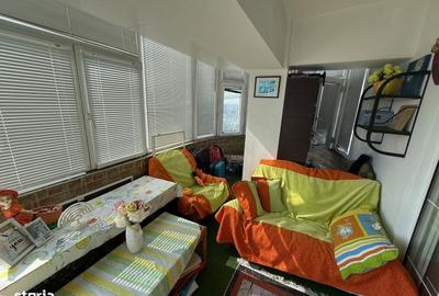 Apartament cu 3 camere decomandat în ICIL