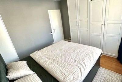 Apartament cu 2 camere decomandat în Calea Victoriei