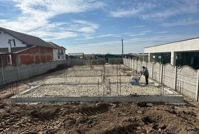 Teren de 698 mp, în Nojorid