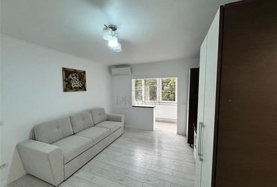 Apartament cu 2 camere semidecomandat, mobilat în Aradului