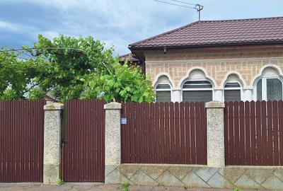 Casă cu 4 camere în Colibași - 7