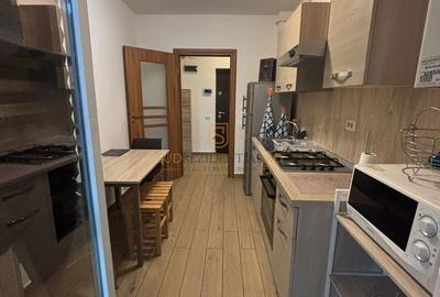 Apartament cu 2 camere decomandat, mobilat în Metalurgiei