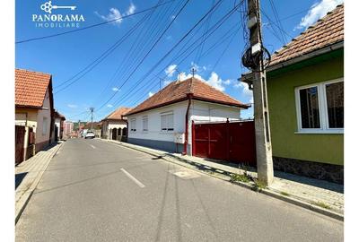 Casă cu 4 camere decomandat cu Canalizare în Central - 14