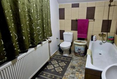 Casă cu Teren 740 Mp în Central