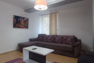 Apartament cu 2 camere semidecomandat în Faleza Nord