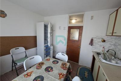 Apartament cu 3 camere decomandat în Județean - 7