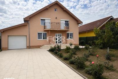 Casă cu 4 camere în Oncea