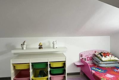 Apartament cu 3 camere semidecomandat în Central - 3