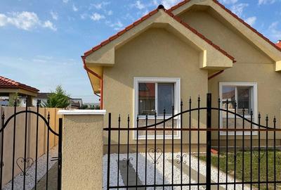Casă cu Teren 330 Mp în Central - 10