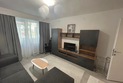 Apartament cu 2 camere decomandat în Berceni
