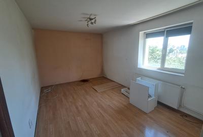 Apartament cu 2 camere decomandat în Colentina - 3