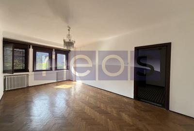 Apartament cu 4 camere circular în 1 Mai