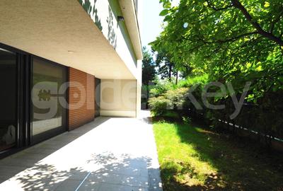 Apartament cu 3 camere decomandat, mobilat în Primăverii