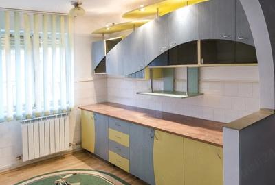 Apartament cu 3 camere decomandat în Crihala - 4
