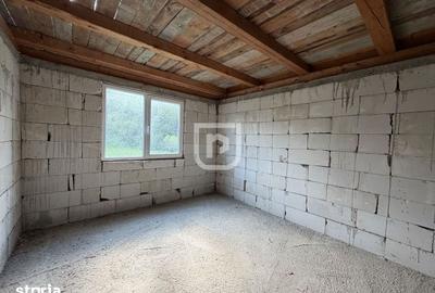 Casă cu 8 camere cu Teren 1143 Mp în Șcheia - 1