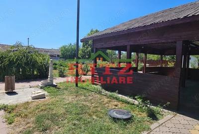 Spațiu comercial, de 60 mp, în Studina